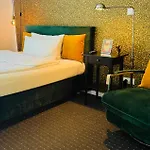 莱比锡机场公寓式酒店 3* Freiroda