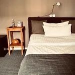 莱比锡机场公寓式酒店