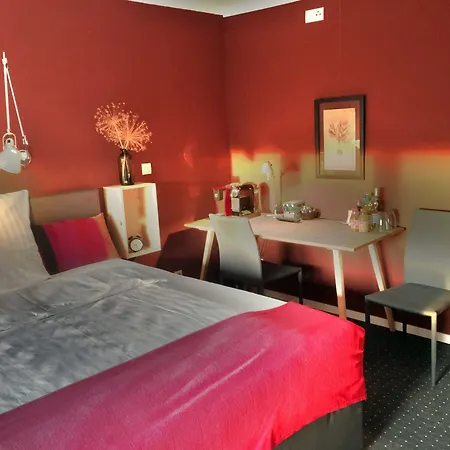 Aparthotel Flughafen Leipzig 3*