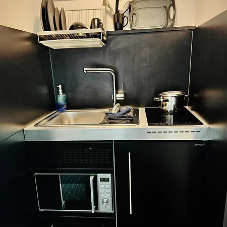 Aparthotel Flughafen Leipzig 3*